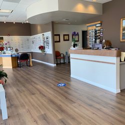 Melissa Black, OD - SunCoast EyeHealth - Lobby