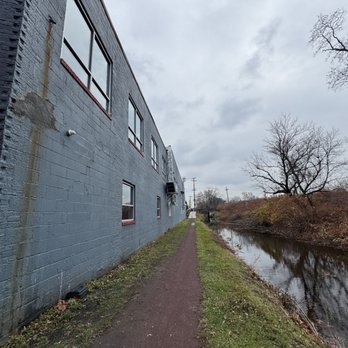 21 Locks Brewing - Canal path along brewery - Brewpubs Near Me - Morrisville, Pennsylvania 21 Locks Brewing - Canal path along brewery - Brewpubs Near Me - Morrisville, Pennsylvania