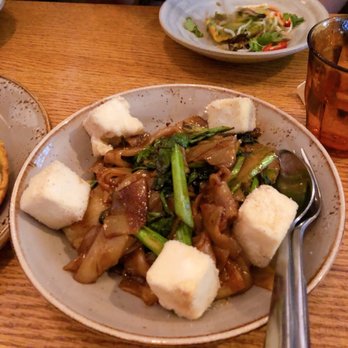 The Tyger - Stir Fried Rice Noodles - Cocktail Bars Near Me - New York, New York The Tyger - Stir Fried Rice Noodles - Cocktail Bars Near Me - New York, New York