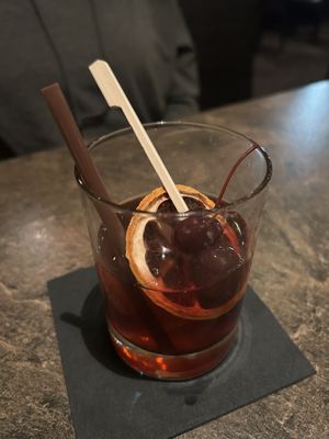 Safari Room Fresh Grill and Bar by null