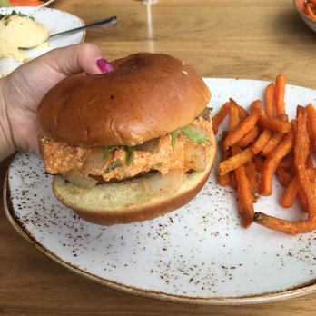 Luna Grill Richardson - Beyond burger - Mediterranean Near Me - Richardson, Texas