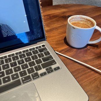 Starbucks - Coffee & Tea Near Me - Smithtown, New York
