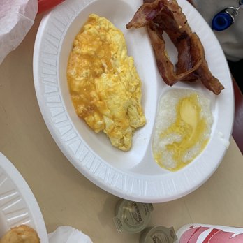 Flo's Kitchen - Bacon, Grits, Scrambled with cheese - Breakfast & Brunch Near Me - Wilson, North Carolina Flo's Kitchen - Bacon, Grits, Scrambled with cheese - Breakfast & Brunch Near Me - Wilson, North Carolina