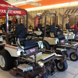 John's Lawn Equipment - Inside