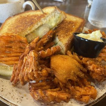 Farm 12 - Grilled cheese with sweet potato fries - Venues & Event Spaces Near Me - Puyallup, Washington Farm 12 - Grilled cheese with sweet potato fries - Venues & Event Spaces Near Me - Puyallup, Washington