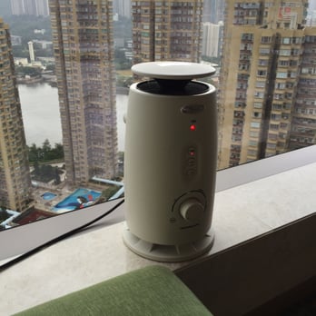 香港沙田萬怡酒店 - A space heater provided as a solution to the broken AC! - Hotels Near Me - Hong Kong, HK
