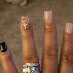 Upscale Nails At Manchester Village