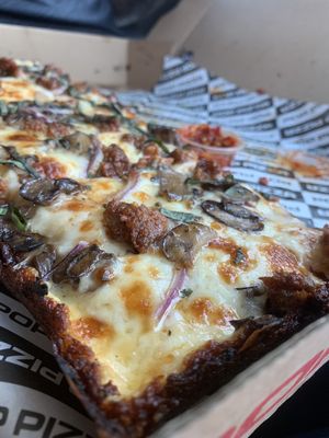 Pop Pizza by null