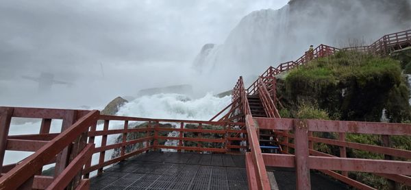 Cave of the Winds by null