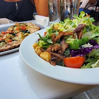 Double Zero - Gluten Free Artichoke Pizza & Caesar Salad with added Shitake Bacon - Pizza Near Me - New York, New York