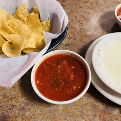 Monterrey tex-mex - Chips, salsa, and cheese dip (although we had already eaten most of the chips so this basket was full)