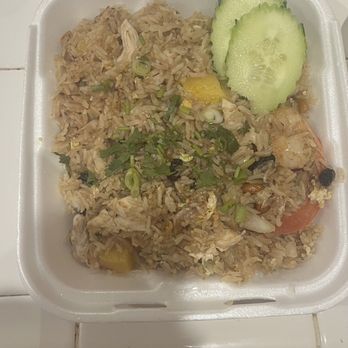 Yummy Thai - Pineapple Fried Rice - Thai Near Me - Merced, California