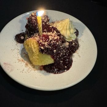 Vernon's Speakeasy - Berries and lemon cake - Steakhouses Near Me - Los Ranchos, New Mexico