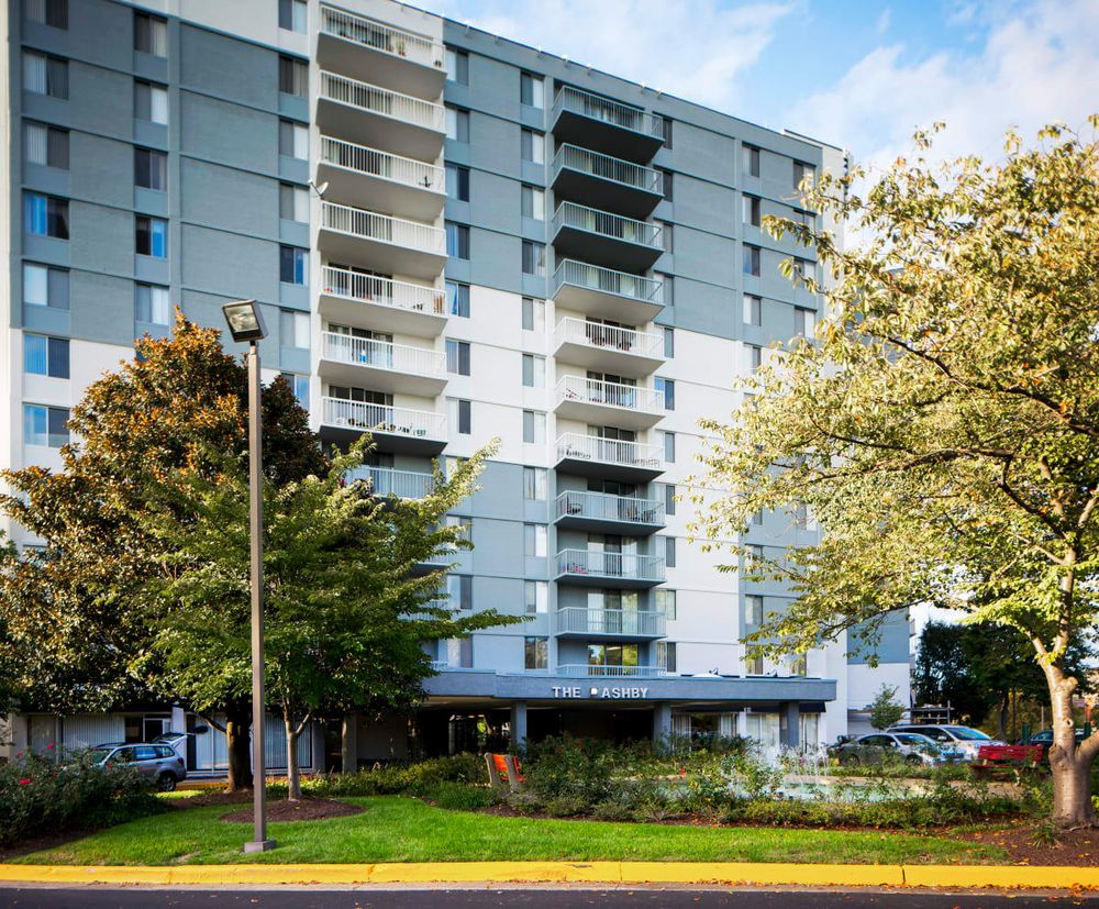 THE ASHBY AT MCLEAN Updated July 2024 1350 Beverly Rd, Mclean
