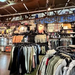 Zumiez