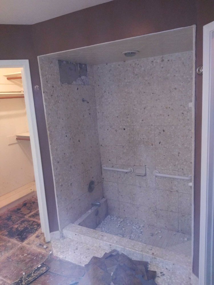 Slide of Osman Maradiaga Construction