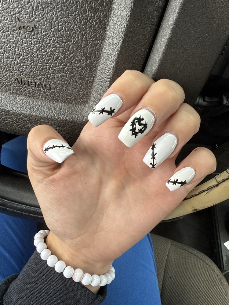Nail Spa Logo