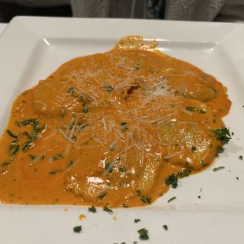 Bellini Bistro - Ravioli Portobello Alla Boscaiola - Italian Near Me - Foster City, California