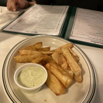 Versailles - Yuca - Cuban Near Me - Miami, Florida Versailles - Yuca - Cuban Near Me - Miami, Florida