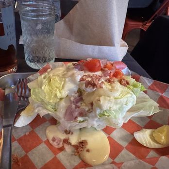 Coastal Star Brewing - Wedge salad - Brewpubs Near Me - Galveston, Texas