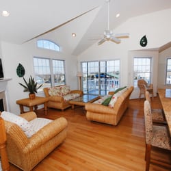 Marketplace Realty - We create the best HD media for clients to ensure the utmost professional Real Estate transaction possible.