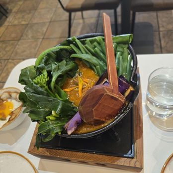 Binondo by Kabisera - Kare kare - Filipino Near Me - New York, New York