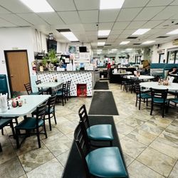 Kim Ky Noodle House - Inside