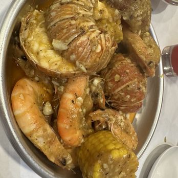 Crawfish Island - Combo C 2 lobster tails, 1lb shrimp, 2 Piece Corn on the Cob, 2 Piece Potato With Island signature sauce - Seafood Near Me - Federal Way, Washington Crawfish Island - Combo C 2 lobster tails, 1lb shrimp, 2 Piece Corn on the Cob, 2 Piece Potato With Island signature sauce - Seafood Near Me - Federal Way, Washington
