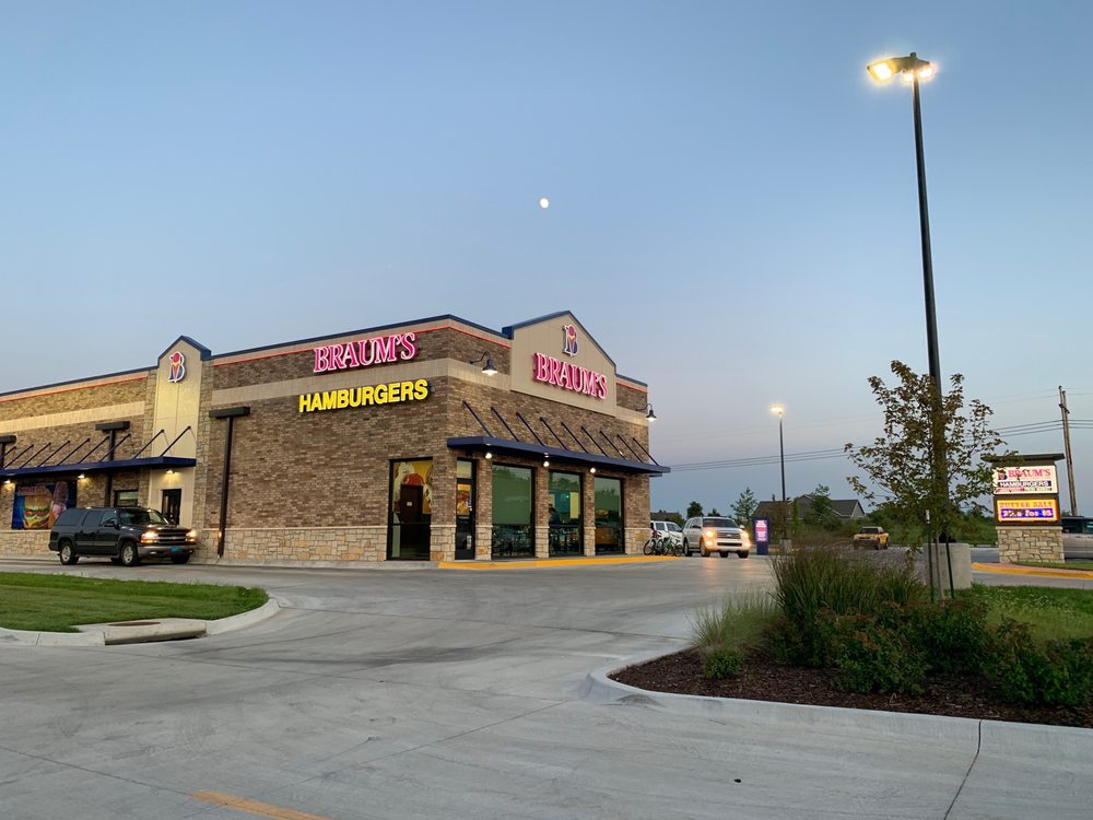 BRAUMS Burgers 3420 N Maize Rd Wichita KS Restaurant Reviews 