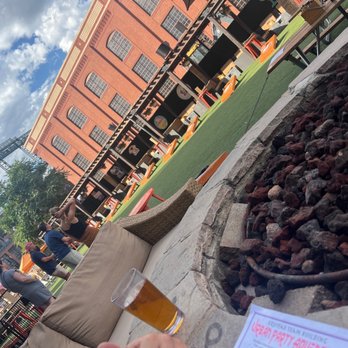 ViewHouse Ballpark - Losing at bags - Breakfast & Brunch Near Me - Denver, Colorado