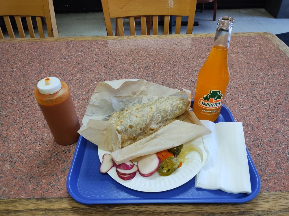 Taco's Corona — Mexican restaurant in Woodburn