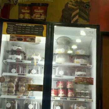 Cold Stone Creamery - Ice Cream & Frozen Yogurt Near Me - Oxnard, California