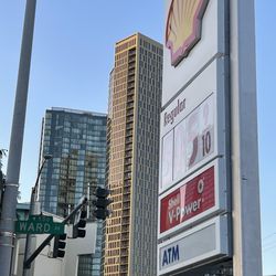 Shell - On the corner of Ward and Queen