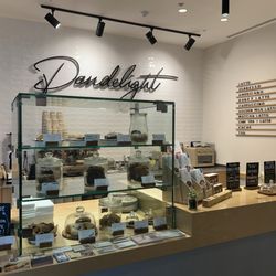 Dandelight Boutique Studio