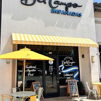 Del Campo Empanadas - Outside - Argentine Near Me - Flower Mound, Texas