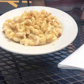 Brasky's Bar & Grill - Mac n cheese - Bars Near Me - Peoria, Illinois
