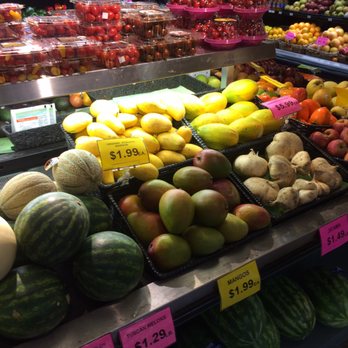 Roberts Market - Grocery Near Me - Portola Valley, California Roberts Market - Grocery Near Me - Portola Valley, California