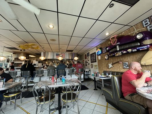 Buddy's Diner by null