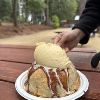 Delfino Farms - Walking apple pie - Farms Near Me - Camino, California Delfino Farms - Walking apple pie - Farms Near Me - Camino, California