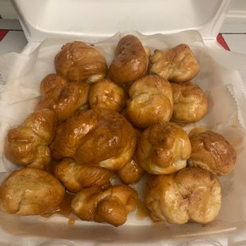 Valuetinas Pizza - Cinnamon Twist - Pizza Near Me - Anaheim, California Valuetinas Pizza - Cinnamon Twist - Pizza Near Me - Anaheim, California