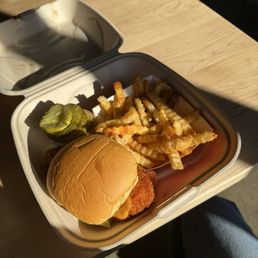 Dave's #4 1 Slider with Fries Dave's #4 1 Slider with Fries