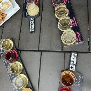 2 Towns Ciderhouse - Breweries Near Me - Corvallis, Oregon