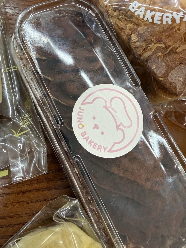 Juno Cafe and Bakery