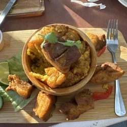 Delicias Dominicanas - Pork belly and plantains loaf
