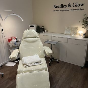 Needles & Glow - Acupuncture Near Me - Pasadena, California Needles & Glow - Acupuncture Near Me - Pasadena, California