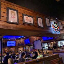 Texas Roadhouse - Inside
