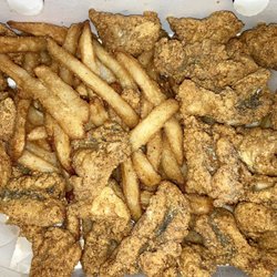 Hip Hop Fish & Chicken - Catfish nuggets with fries