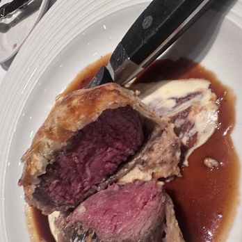 Tellers An American Chophouse - Filet Mignon Wellington* - Steakhouses Near Me - Islip, New York