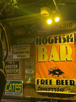 Fish Heads Bar & Grill by null