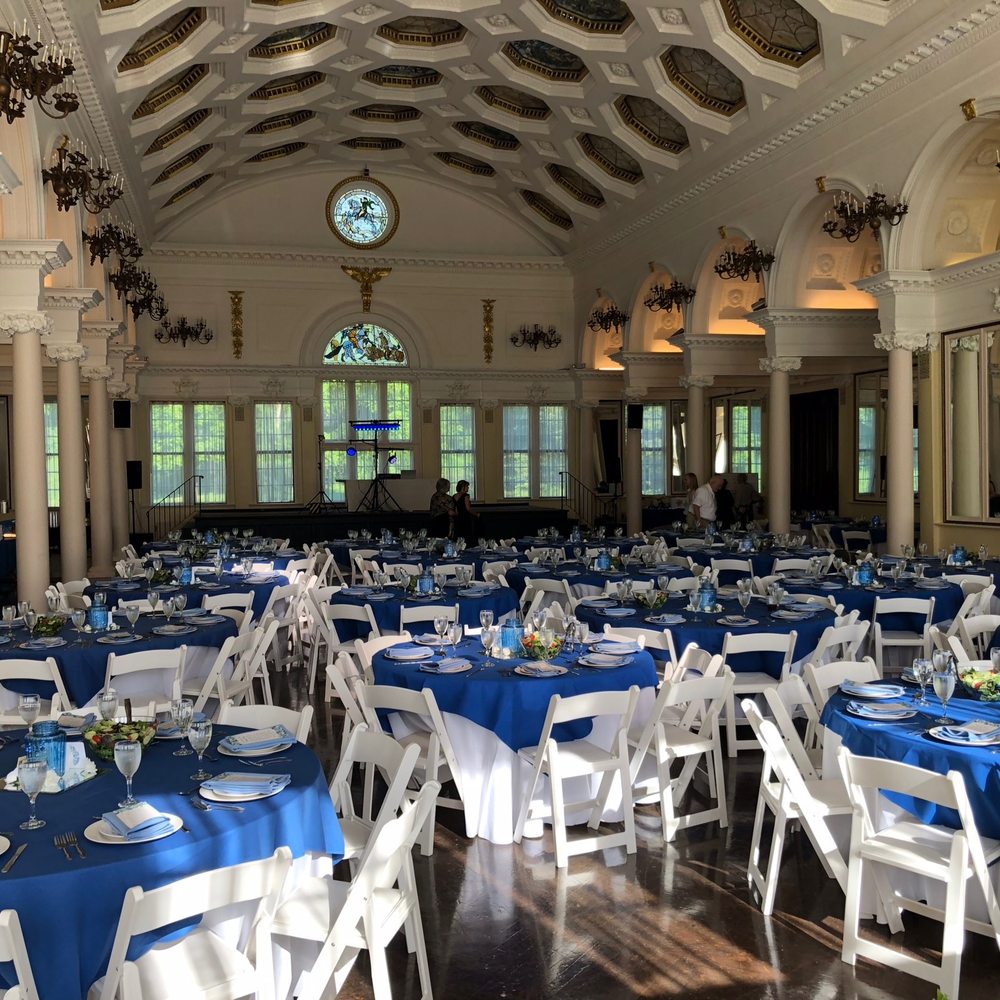 Distinctive Catering - Caterers Near Me - Saratoga Springs, New York Distinctive Catering - Caterers Near Me - Saratoga Springs, New York